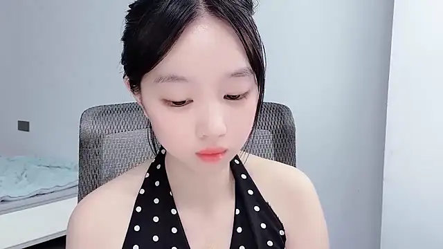 Yoyo33355 online show from July 24, 3:48 am