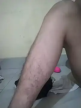 PRIYAGIRLHOT online show from June 6, 7:03 am