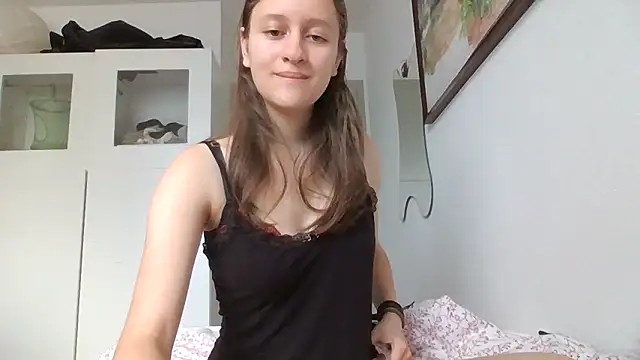 SoftieSophie online show from June 11, 4:53 am