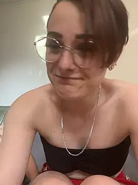 Quenn667 online show from May 28, 3:21 pm