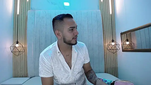 CarolinaySebas online show from July 24, 2:37 pm