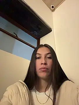 EliiVayne online show from June 13, 1:47 am