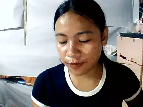 spicy2000  online show from May 29, 2:26 pm