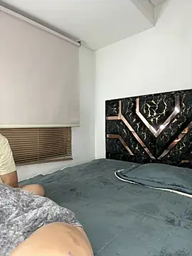 Yizz 20 online show from June 23, 4:32 am