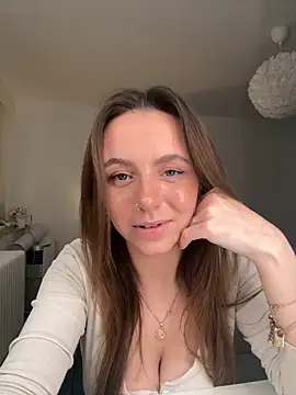Cherry-Bean online show from June 6, 6:25 pm