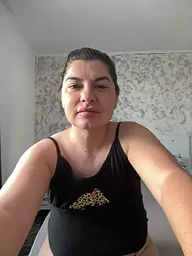 evaxxxcurvyxxx online show from July 28, 7:17 am