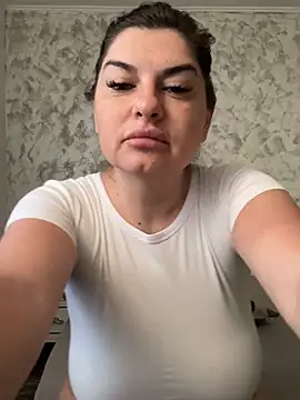 evaxxxcurvyxxx online show from June 29, 10:59 am