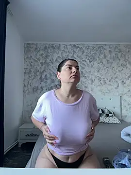 evaxxxcurvyxxx online show from July 13, 5:52 am