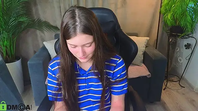 Jessica jewells online show from May 28, 8:34 am