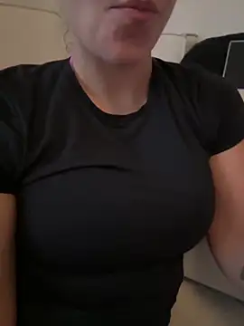VenClea online show from June 11, 6:49 pm