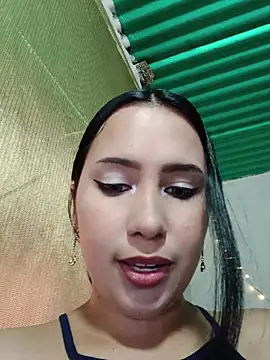 shantall cute online show from June 17, 7:15 pm