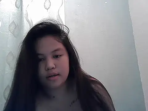 ThePrettySecret online show from June 13, 4:26 pm