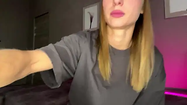 amilia-sexygirl online show from July 11, 1:16 am