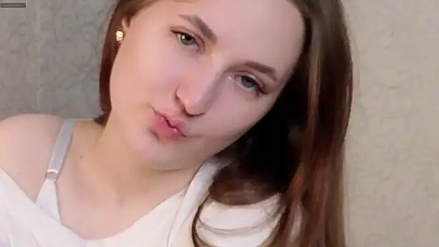 LeishaChamblee online show from June 17, 1:29 am