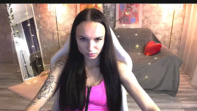 NicoleMerz online show from June 14, 3:34 pm
