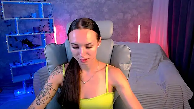 NicoleMerz online show from July 28, 7:39 pm