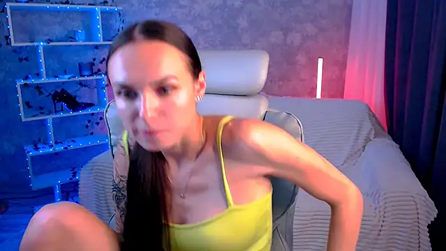 NicoleMerz online show from July 28, 9:14 pm