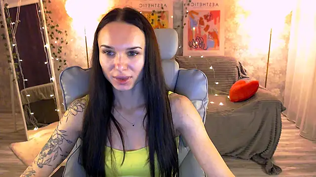 NicoleMerz online show from July 6, 5:26 pm