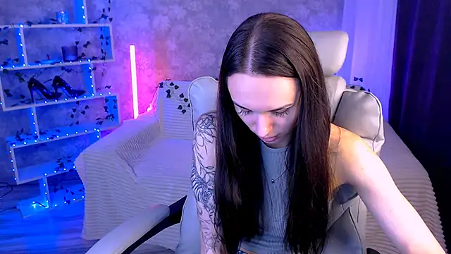 NicoleMerz online show from July 8, 7:16 pm
