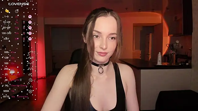 irisskiss online show from June 10, 6:28 pm