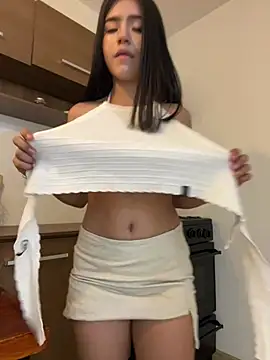 Eilie xxx online show from July 28, 4:39 pm