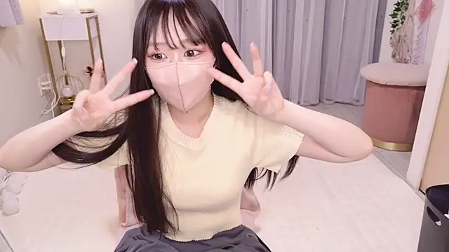 YURInya  online show from June 6, 12:22 pm