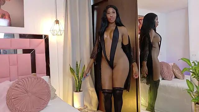 Nia Williams online show from July 28, 1:10 pm