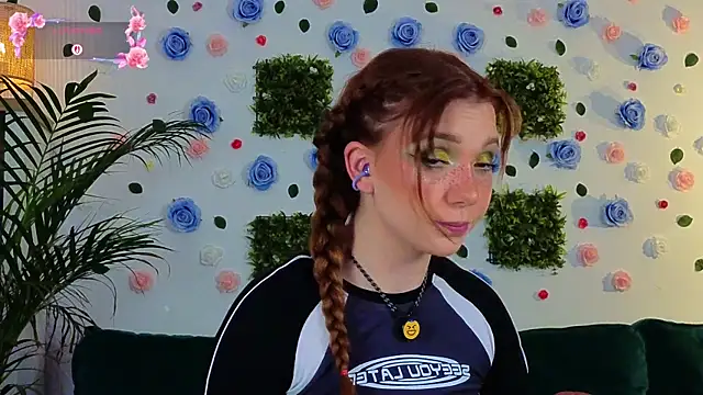 justmeavery online show from May 29, 1:03 am