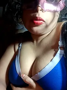 Priyanka Love143 online show from July 22, 3:02 pm