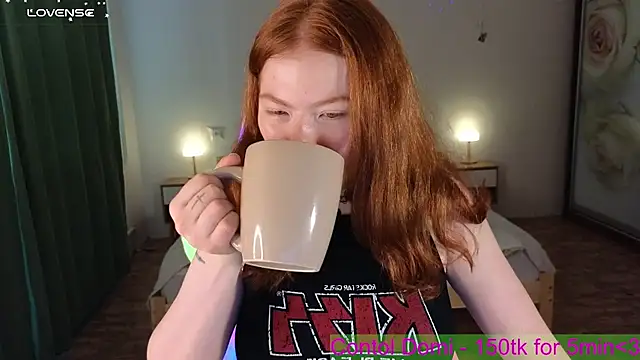 YourGingerCute online show from July 23, 12:24 pm