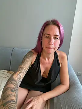 GermanMilfJasmin online show from July 28, 3:43 pm