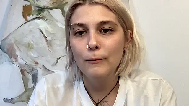 Ella Bloom online show from July 3, 2:34 pm