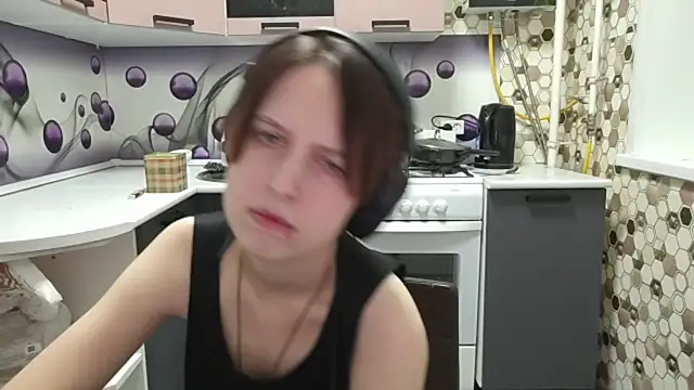 Saranade online show from July 8, 10:56 pm