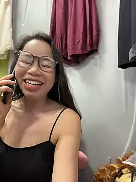 honghong mother online show from June 18, 9:14 am