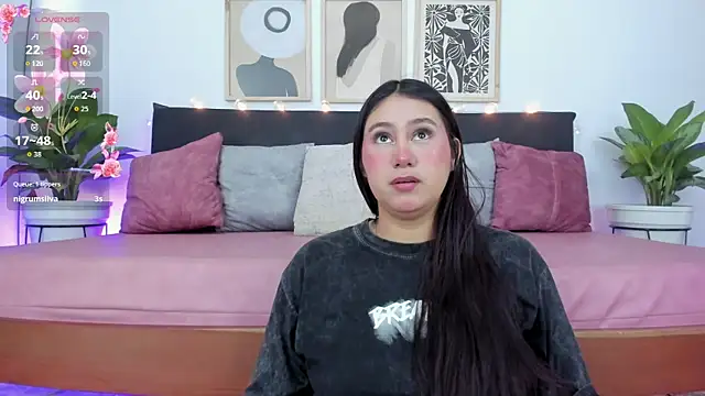 Allison Peach online show from July 26, 9:55 pm