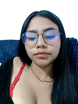 Sofielovee-01 online show from July 29, 1:16 am