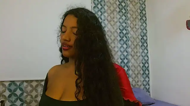 Isabellacarson online show from July 28, 6:20 pm