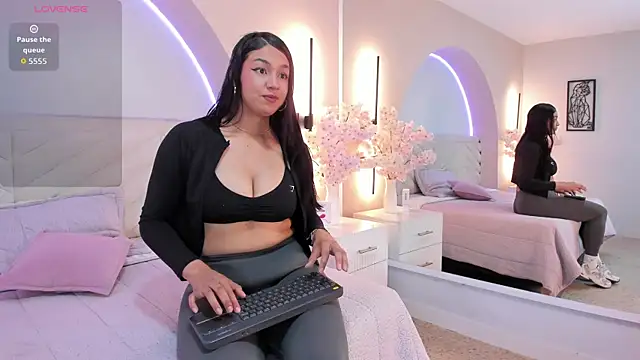 savina ricci online show from June 23, 3:26 am