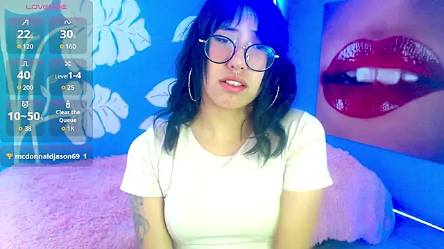 eli doll online show from July 21, 11:33 am