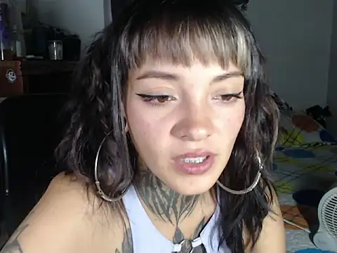 hanya23  online show from June 12, 8:28 pm