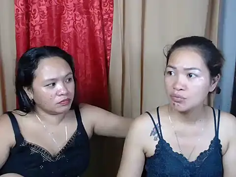 urpretty hotmama online show from June 25, 3:06 am