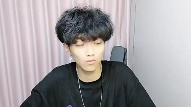 wssoo11 online show from July 29, 8:42 pm