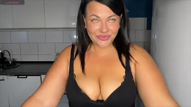 Annbigass online show from June 19, 3:44 am