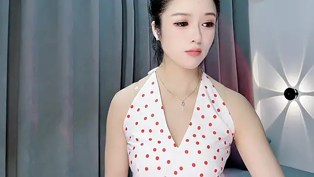 Momo-Wow online show from July 27, 6:43 am
