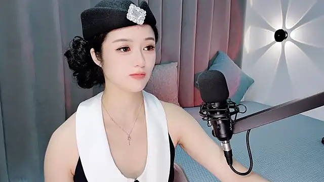 Momo-Wow online show from July 26, 6:32 am