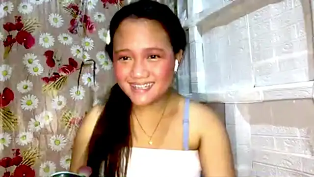 Abegail2221 online show from July 26, 1:08 pm