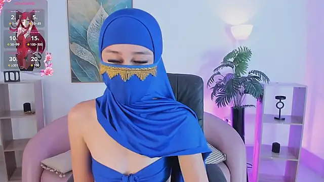 Alina Malak online show from June 12, 4:04 pm