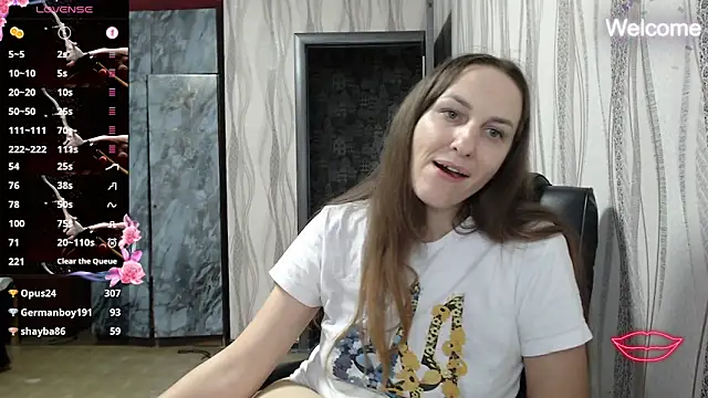 Snapshot of Yevgeshka-Milashka chatting on October 11, 7:02 am Yevgeshka-Milashka online show from October 11, 7:02 am