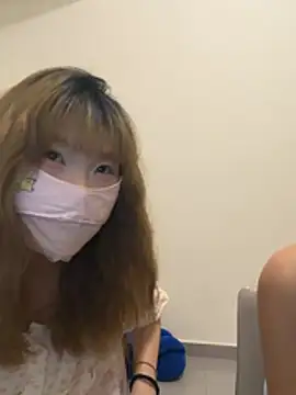 QIQI-QIQI-01 online show from July 21, 8:59 am