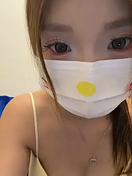QIQI-QIQI-01 online show from June 27, 11:00 am